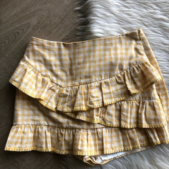 Tularosa Casey Skort in York Yellow size small - Picture 3 of 7